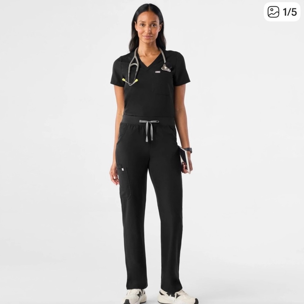 Figs Women's Black Straight Leg Pants